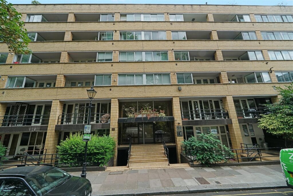 The Colonnades, Bayswater
