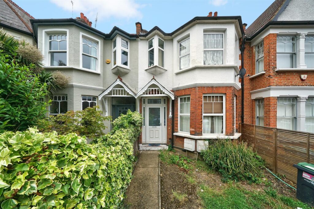 Hazelwood Lane, Palmers Green