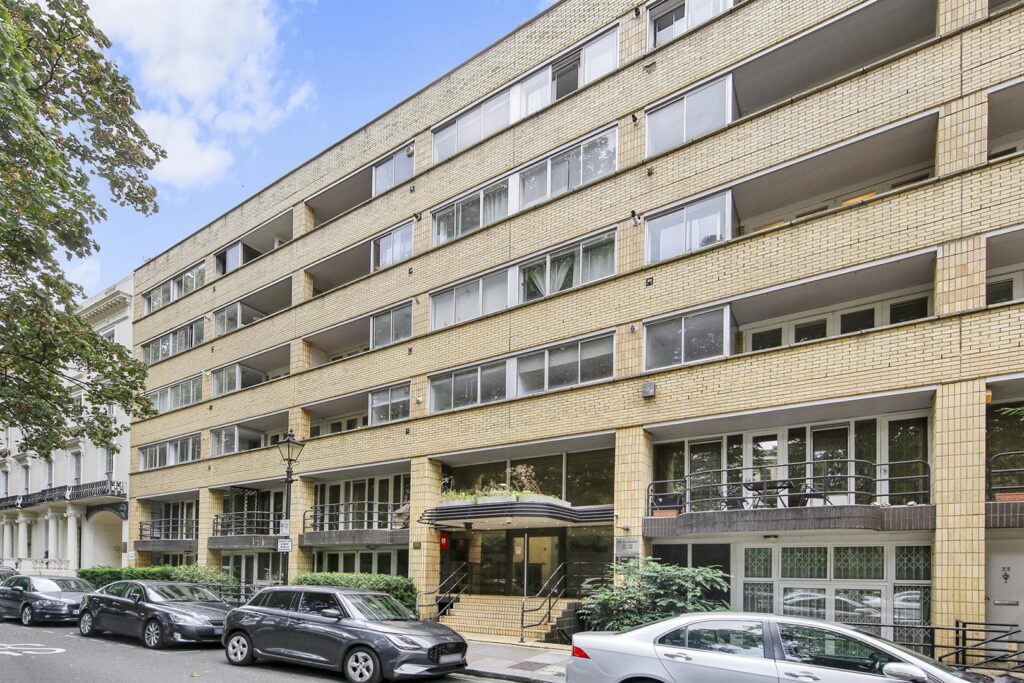 The Colonnades, Bayswater