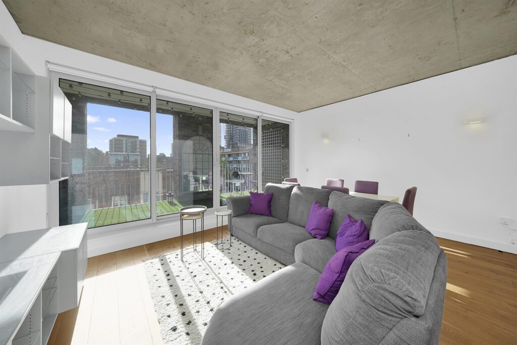 Whitmore Road, Hoxton