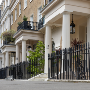 Blog Page 1 Pink Gradient Free Masterclass with Coach Instagram Post 600 x 600 px 24